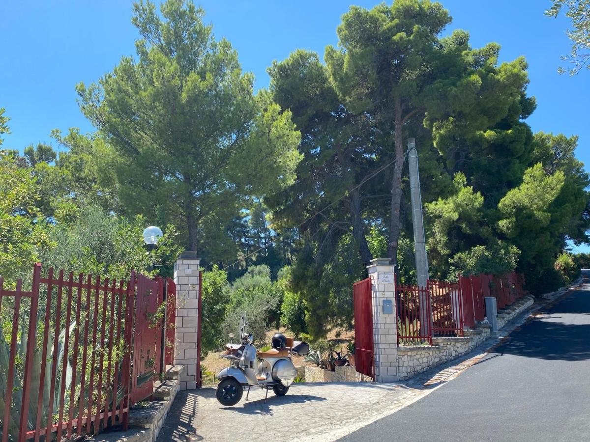 Villa Pineta San Menaio Bagian luar foto